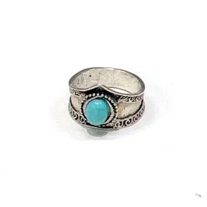 Vintage Like Faux Turquoise Stone color Silver plated Ring 
Size 7